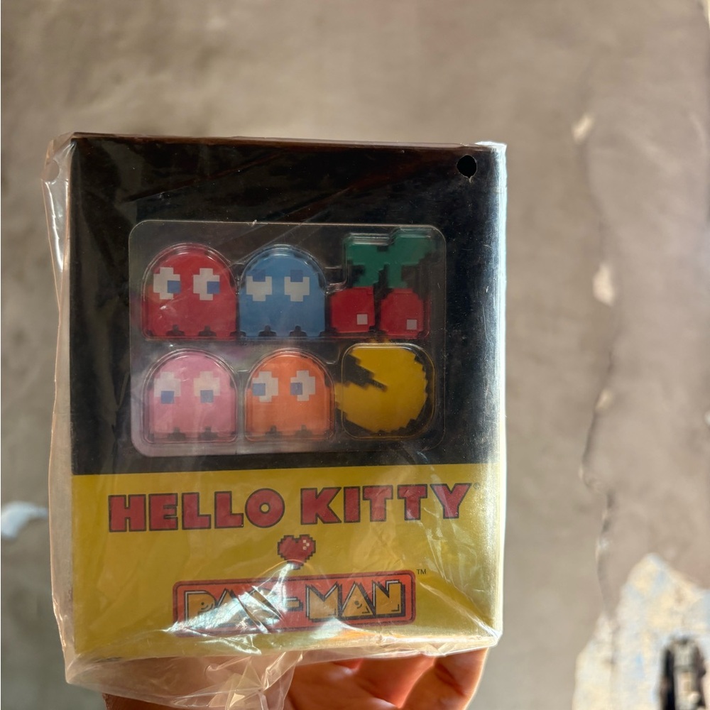 Hello kitty x Pac-Man by Bitso - Picture 2 of 5